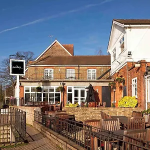 mercure-london-staines-upon-thames-hotel.brighton-hotels-england.com/